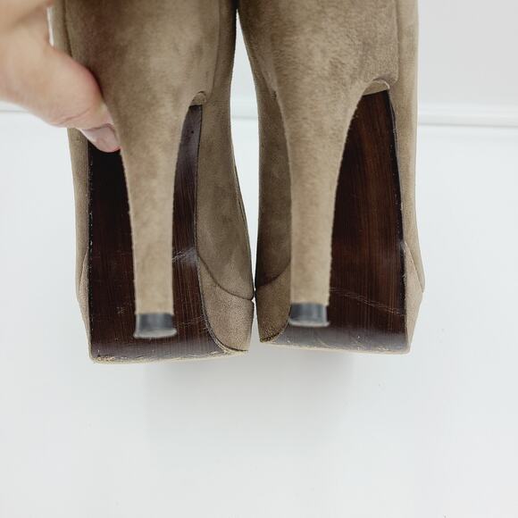Stuart Weitzman Suede Peep Toe Pumps Women Size 6 PRE-OWNED - Picture 7 of 8
